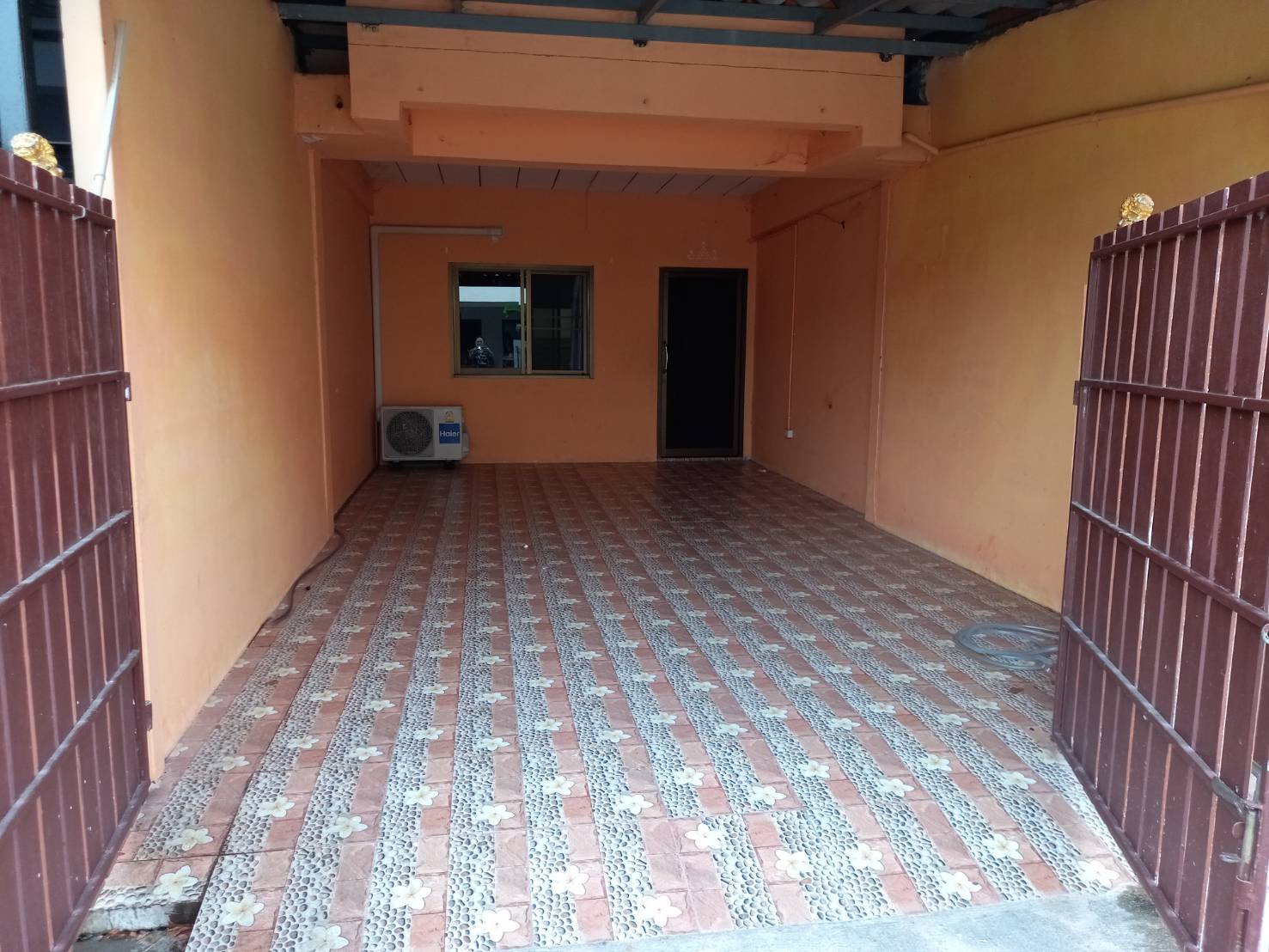 ขายด่วน-บ้านทาวน์เฮ้าส์ 2 ชั้น ม.บัวแก้ว ต.บ้านปทุม อ.สามโคก จ.ปทุมธานี