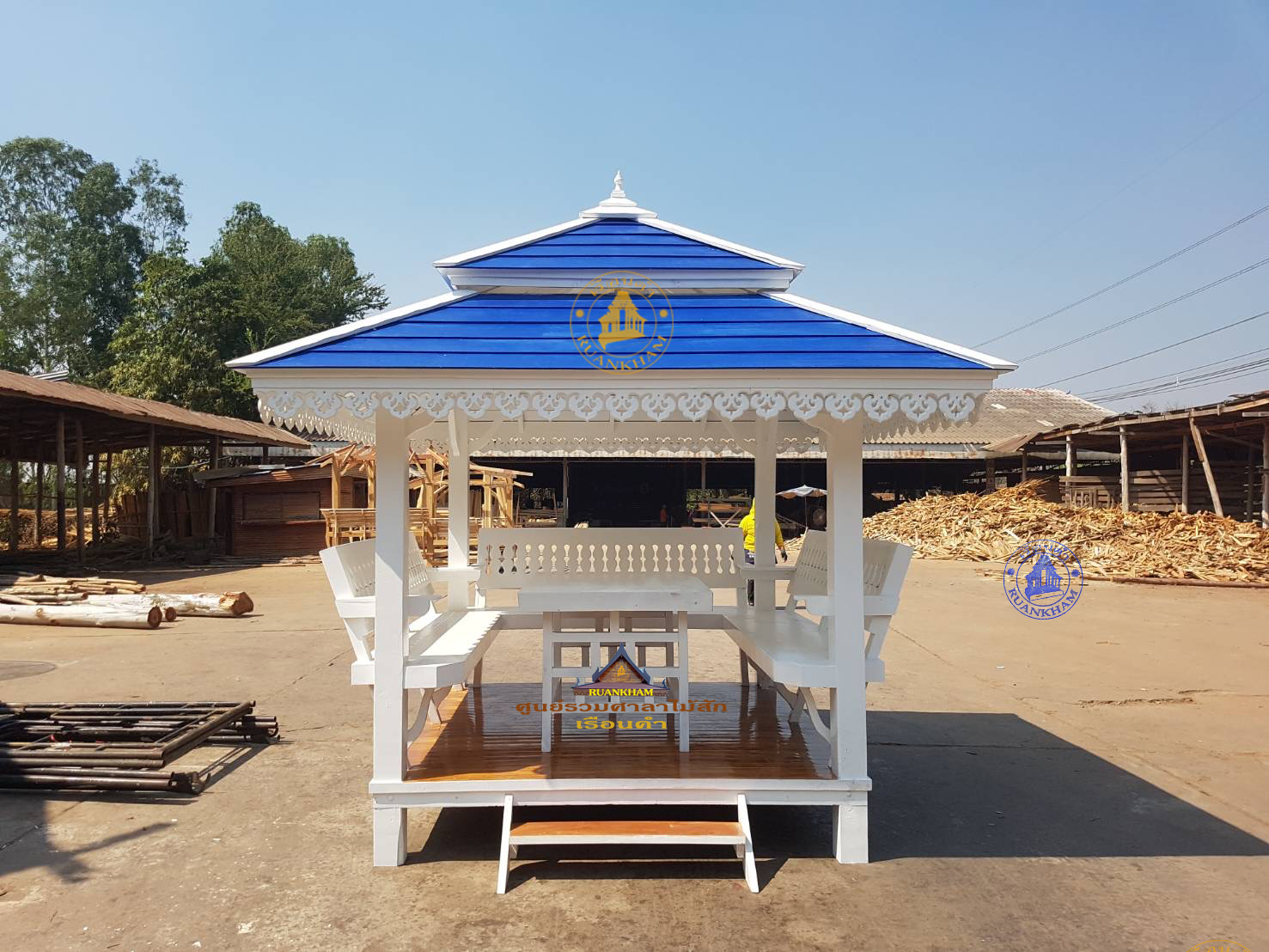 ( รหัส B3 ) ศาลา ไม้สัก สีขาว คาฟ้าเข้ม2ชั้น พิงสัป / ขนาด 2x2x3 เมตร