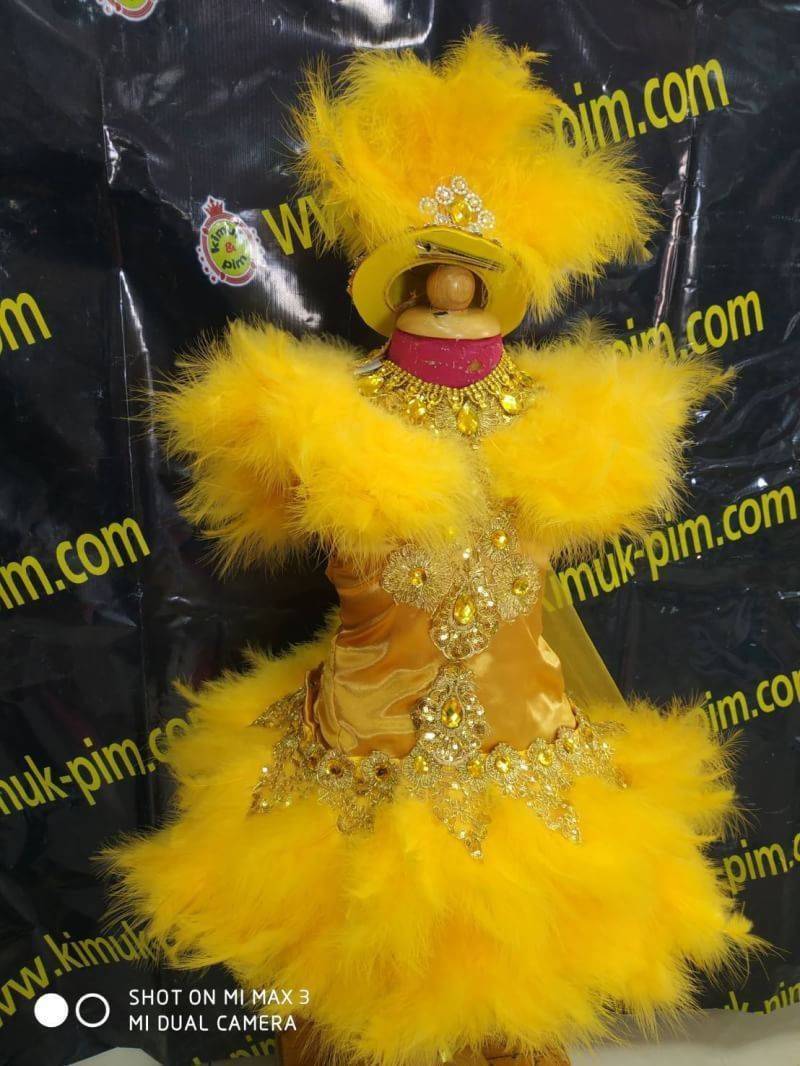 ชุดดรัมเมเยอร์เด็กอนุบาลและประถมสีเหลือง ราคานี้เป็นราคาชุดและหมวก