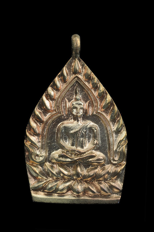 เจ้าสัวนะเรียกเงิน หูเชื่อมรุ่นแรก หลวงปู่แขก รุ่นพระพิรุณให้ฤกษ์ เนื้อนวะโลหะ หมายเลข ๒๓ แยกชุดกรรมการ สวยงามจ้าา