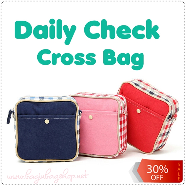 Daily Check Cross Bag กระเป๋าสะพายเฉียงใบเล็ก