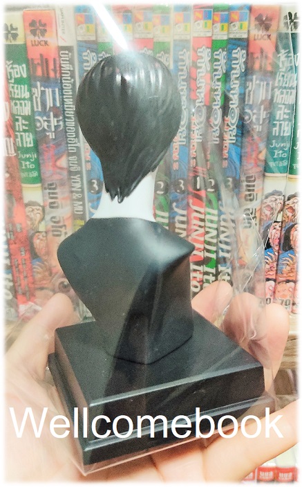 ฟิกเกอร์ชุด Unboxindustries x Junji Ito "ชายหนุ่มที่สี่แยก (รักที่ทรมานของคนตาย)"
