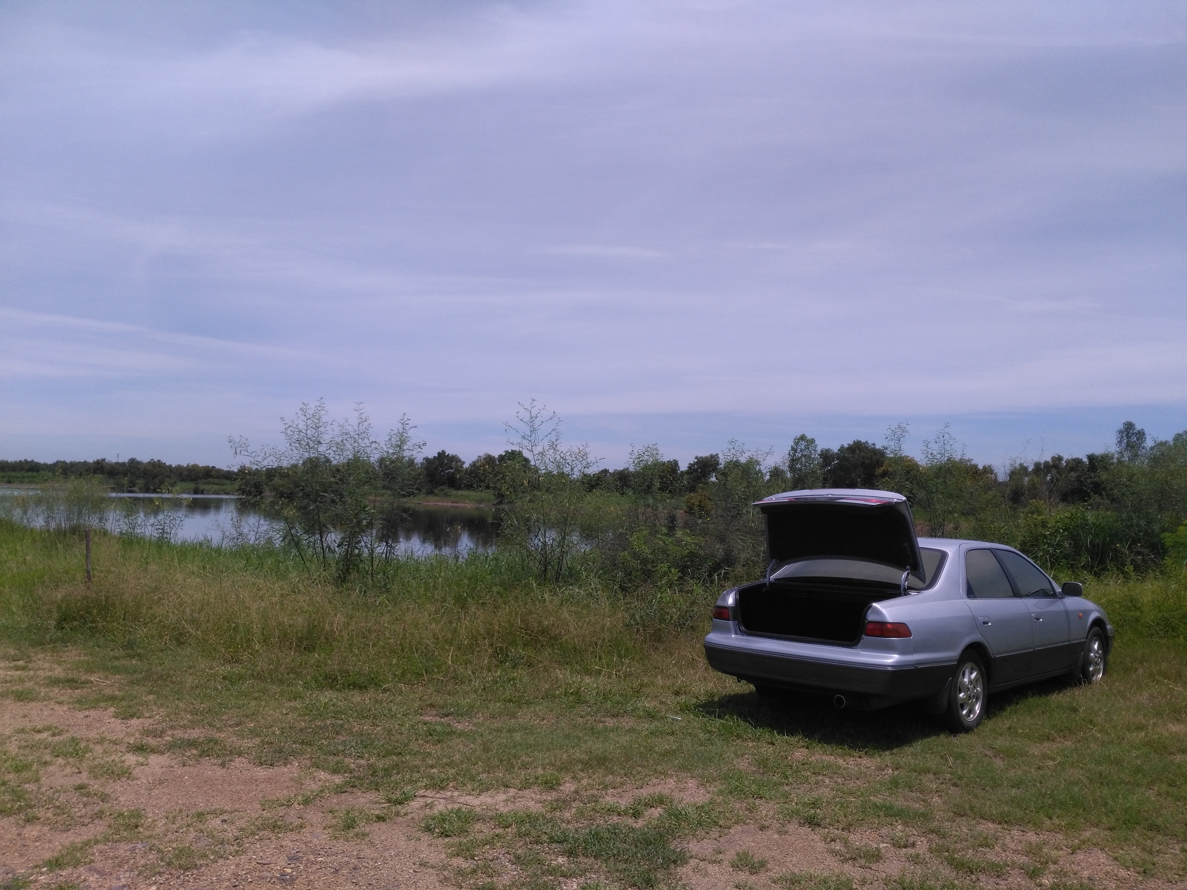 ที่ดินเปล่า10ไร่ติดมอร์เตอร์เวย์ขาออกคลองหลวง