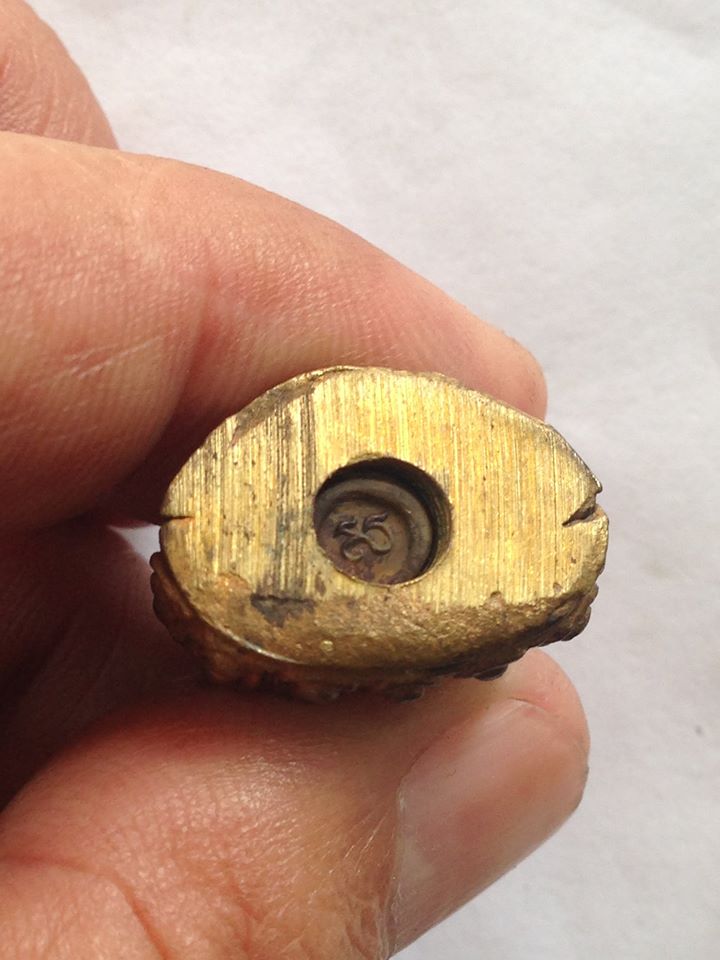 พระกริ่งราชสิงหะ รุ่น1.(หลวงพ่อแพ วัดพิกุลทอง) วัดโบสถ์ ท่าช้าง สิงบุรี ปี34