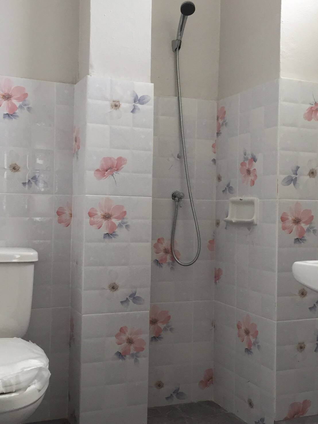 ขาย-พื้นที่ 336 ตรว.อพาร์ทเม้นท์ + ที่ดินเปล่า คิดถึงอพาร์ทเม้นท์บางแสนจังหวัดชลบุรี