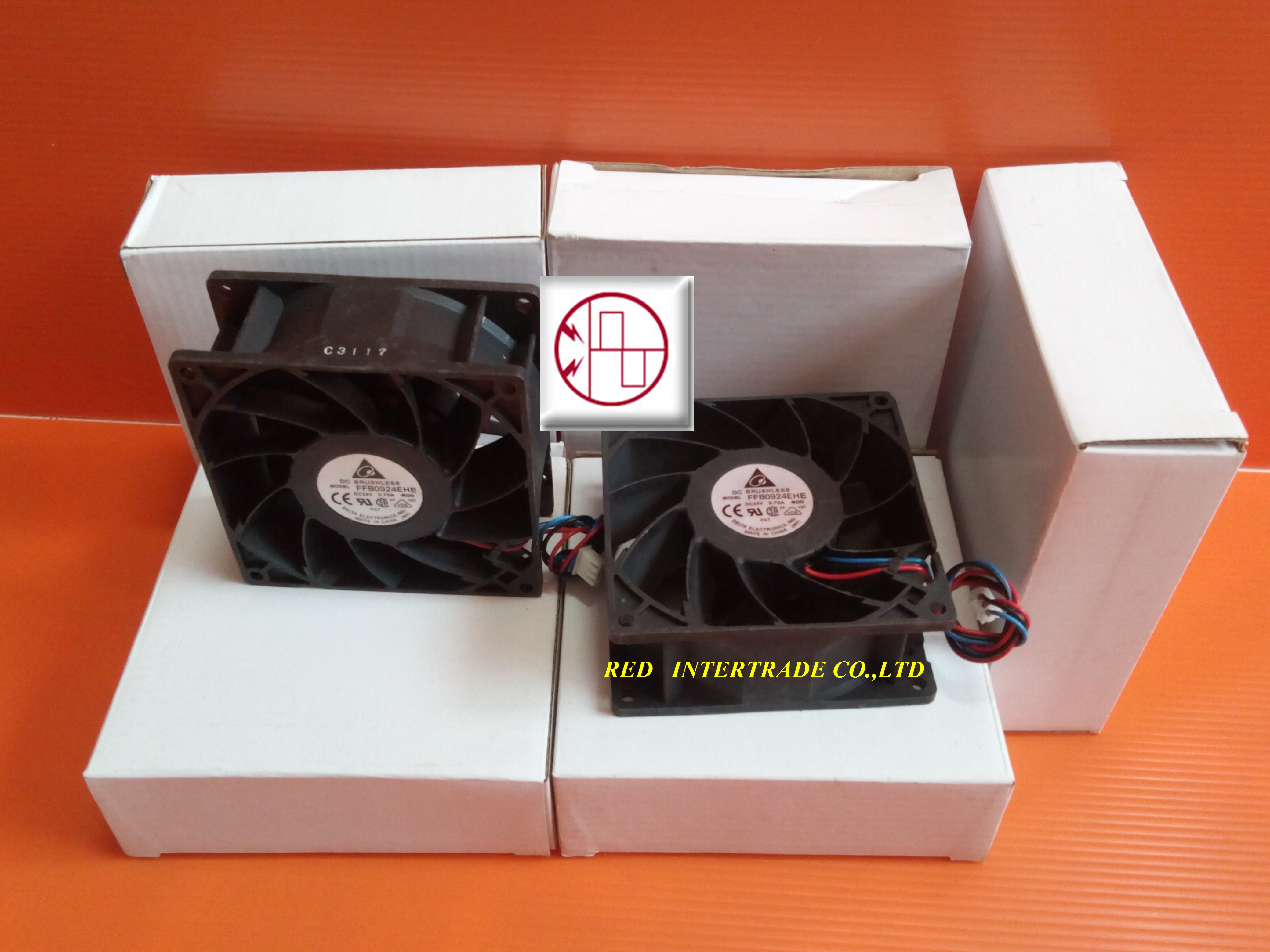 ขายพัดลมระบายความร้อน DC 24V 0.75A 92*92*37 MM.