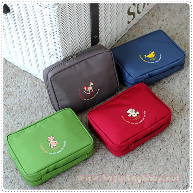 Partition Wash Bag size M