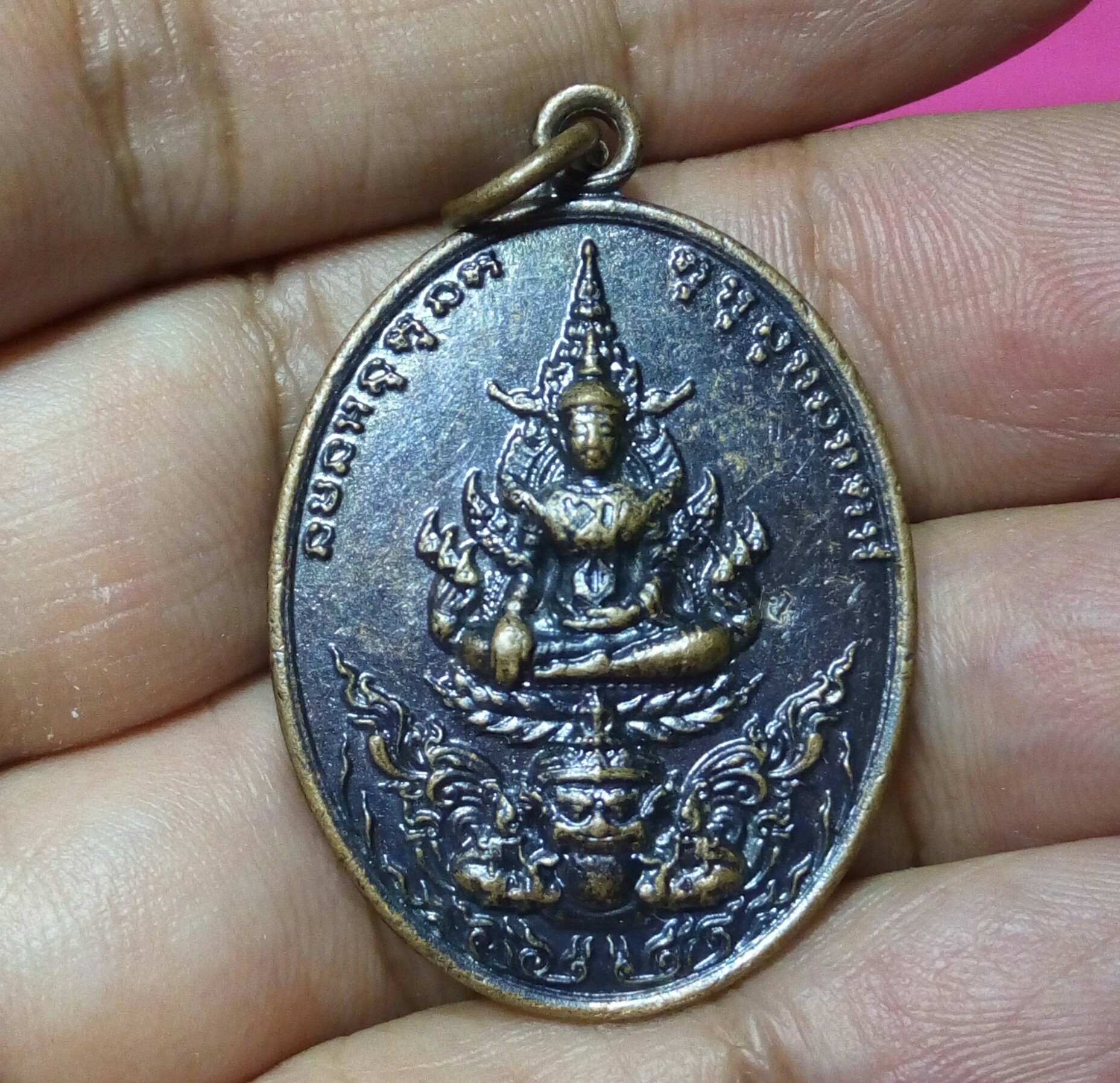 เหรียญพระพุทธปางจักรพรรดิ์ ประทับพระราหู รุ่นเพชรมงคล31วัดร่องห้าธรรมมาราม ปี2531