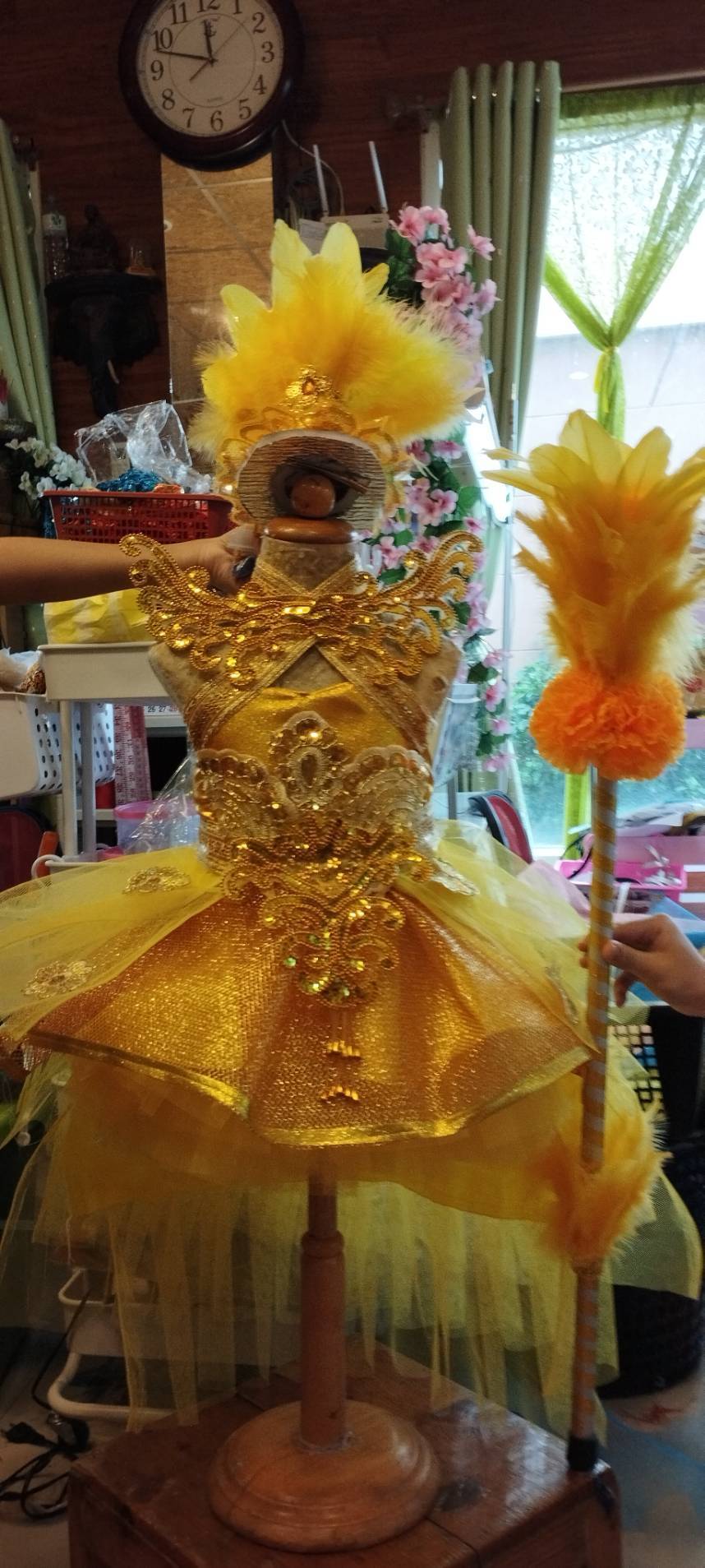 ชุดดรัมเมเยอร์สีเหลืองอนุบาลและประถม