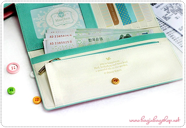 ลด 50% Hello Happiness Slim Wallet