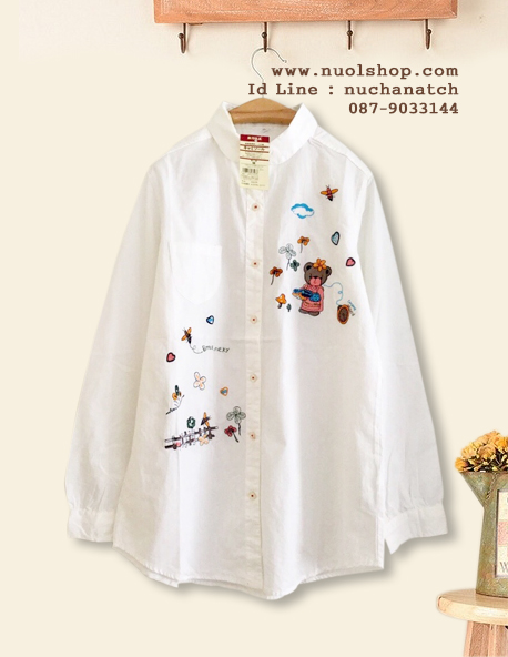 เสื้อเชิ้ตคอบัวปักลาย รอบอก 38 นิ้ว