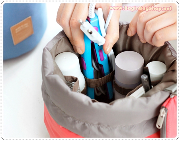 Travel Dresser Pouch กระเป๋าเครื่องสำอางค์ขนาดจัมโบ้