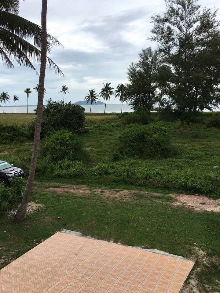 บ้านเดี่ยว2ชั้น พื้นที่2ไร่ต.บางสะพาน ประจวบคีรีขันธ์