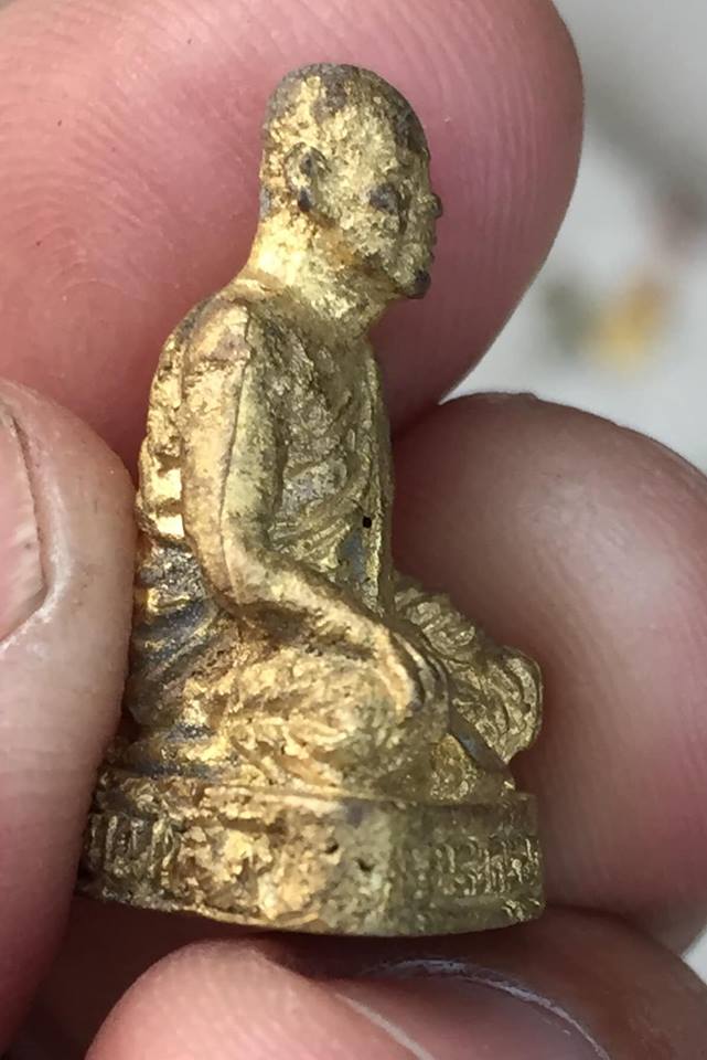 รูปหล่อพระครูอดุล