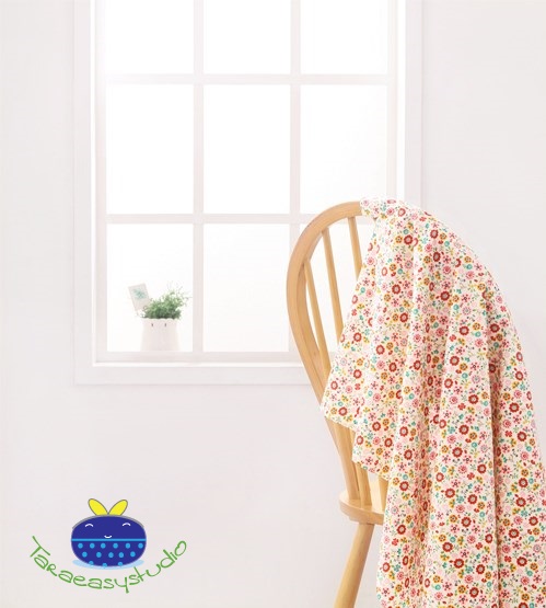 ผ้าคอตต้อนเกาหลี ลาย JUNI FLOWER IVORY ผ้าฝ้าย 100% ตัดขายขนาดผ้าเริ่ม 1/4 (45x56.5 cm)