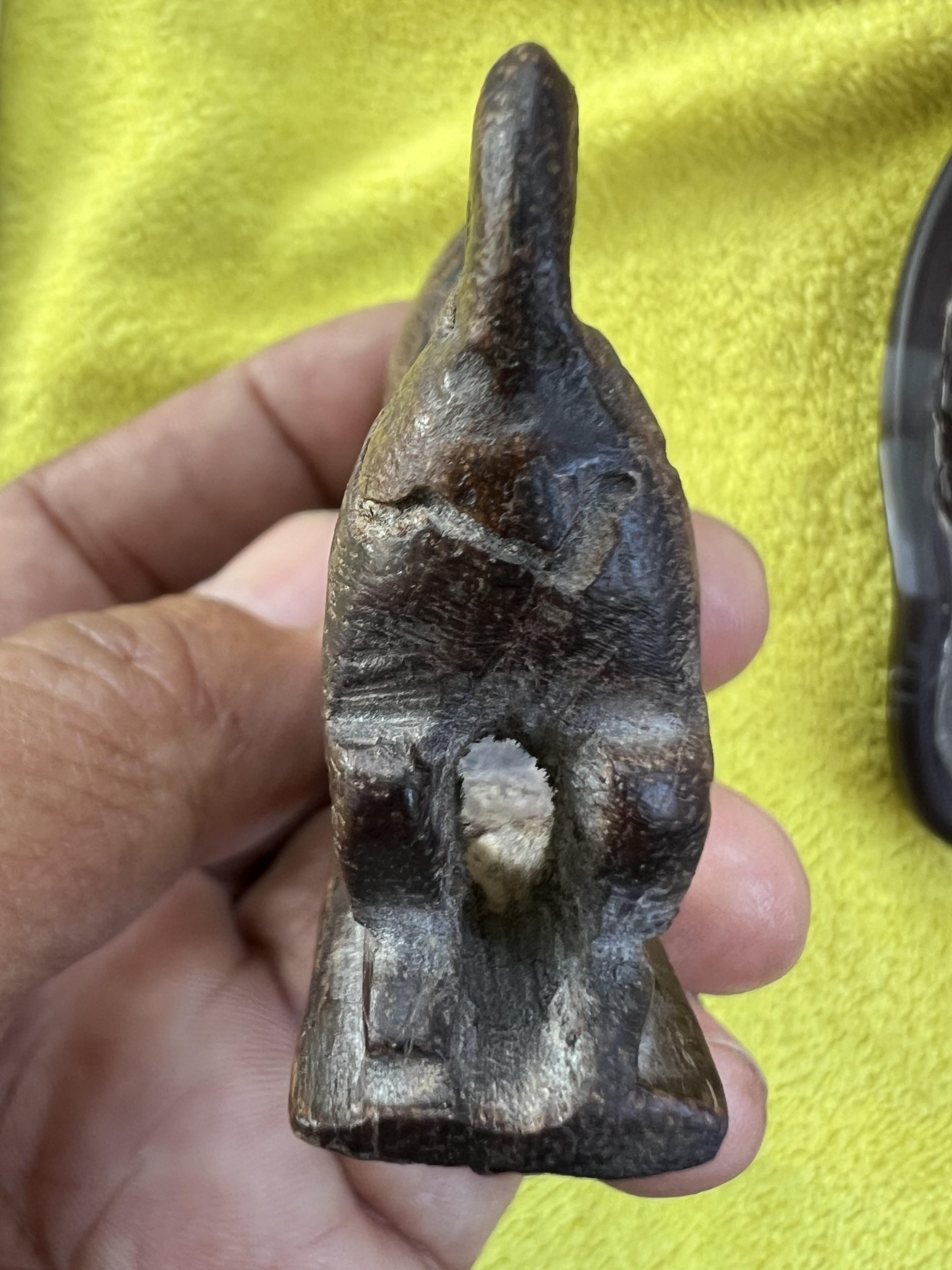 สิงห์ไม้แกะเก่าๆๆๆๆ