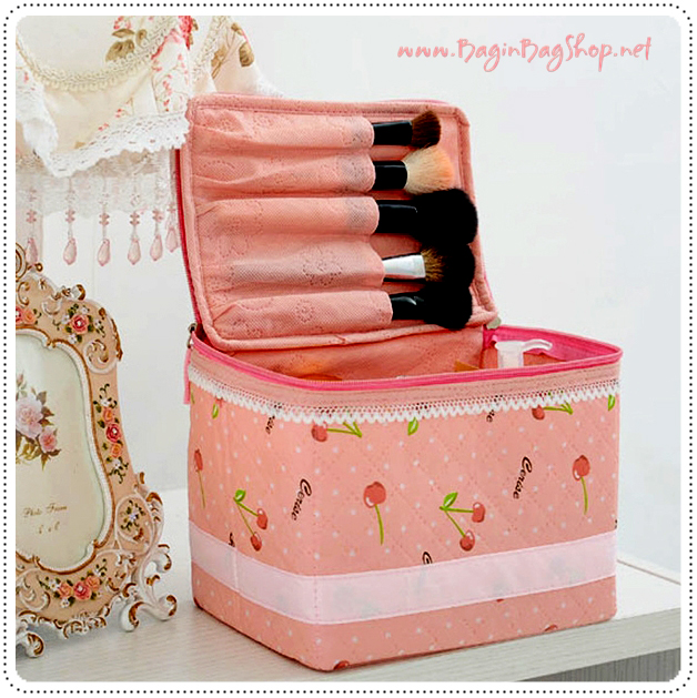 กระเป๋าใส่เครื่องสำอางค์