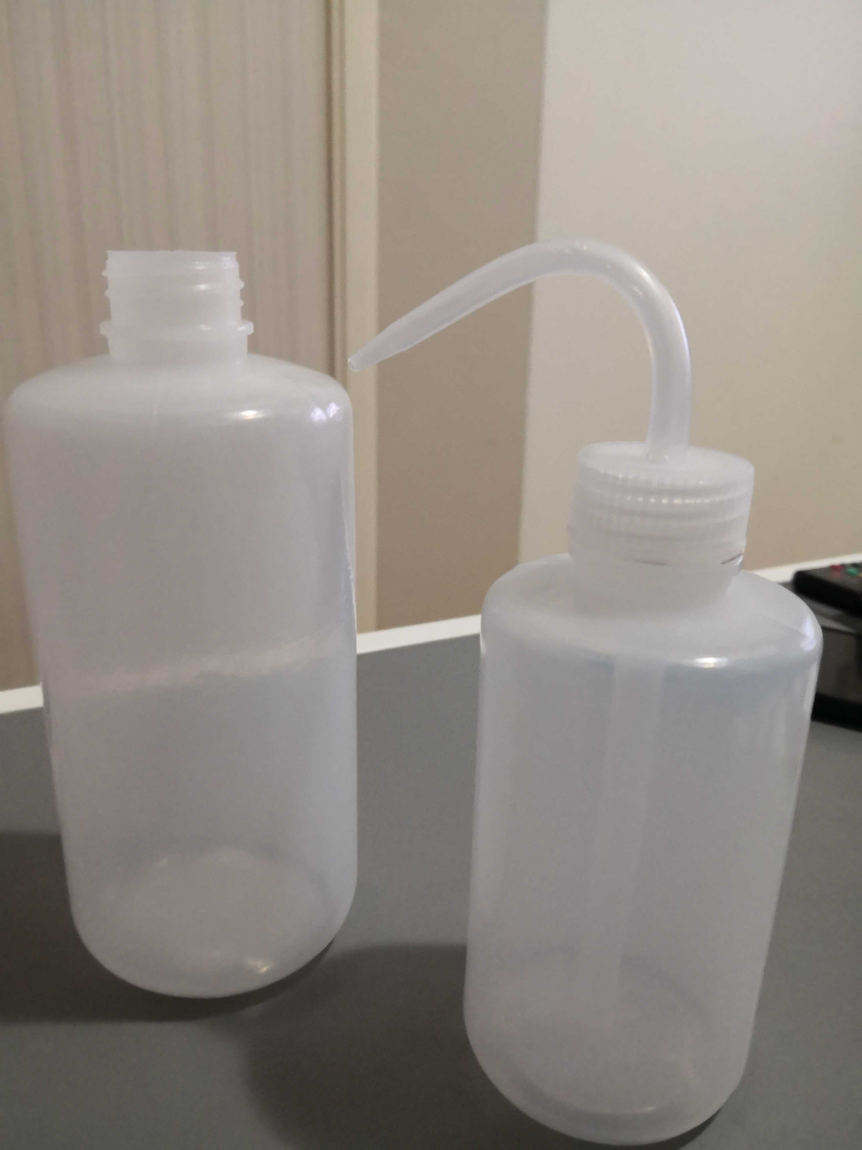 ขวดน้ำกลั่น 500ML.
