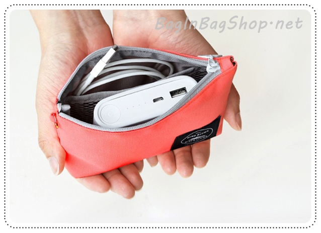 Iconic Charger Pouch