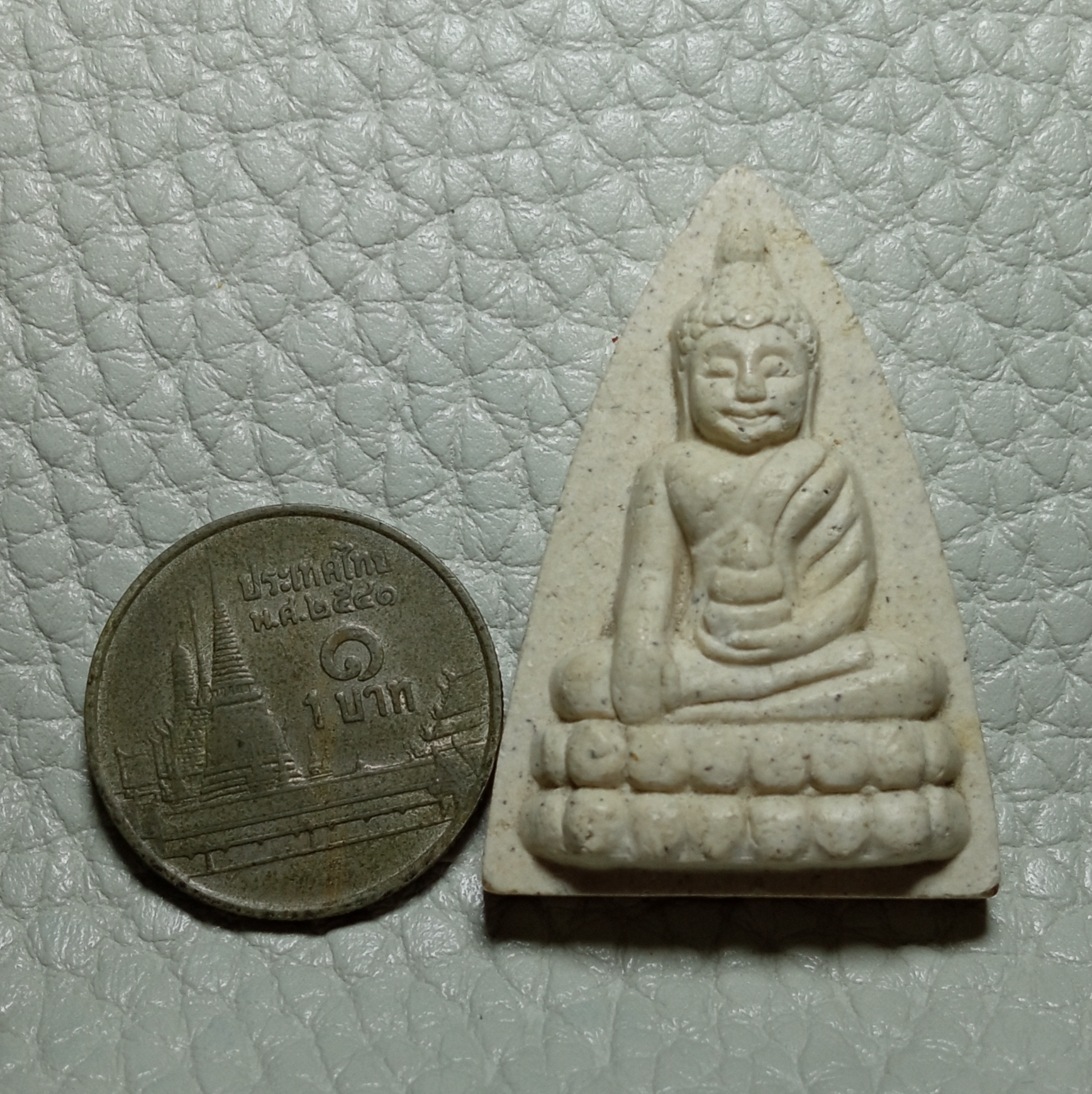 พระพุทโธน้อย พิมพ์ใหญ่ ปี 2553 จัดสร้างโดยวัดอาวุธวิกสิตาราม ด้วยการนำมวลสารพระพุทโธน้อยยุคแรกแม่ชีบุญเรือน โตงบุญเติมที่จัดสร้างเมื่อปี 2494 และพระมงคลมหาลาภ ปี 2499 มาเป็นส่วนผสมจำนวนมากและใช้พิมพ์เก่ามาเป็นต้นแบบ และประกอบพิธีพุทธาภิเษกที่ยิ่งใหญ่