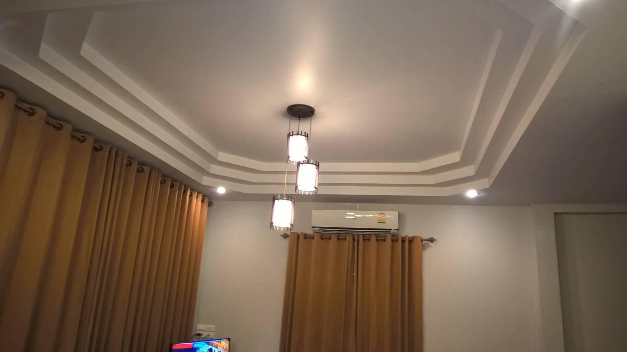 ขายบ้านพร้อมที่ดิน 1 ไร่ 2 งาน 3 ห้องนอน 3 ห้องน้ำ มีแอร์ น้ำอุ่นครบทุกห้อง มีกล้องวงจรปิด 4 ตัว ห่างจากบิ๊กซีขับรถ ประมาณ 5นาที่ถึง อยู่ อ.ตระการพืชผล ถ.อาเซี่ยนเส้น 2050 ไปเข็มราฐ ข้ามลาว เวียดนาม จีน ได้เลย ที่จะอยู่บนเนินสูงวิวสวย บ้านสร้างได้ 1 ปีครึ