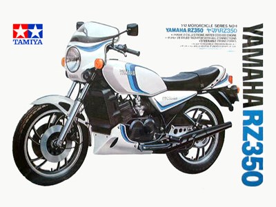 TA14004 Yamaha RZ350 Kit 1/12