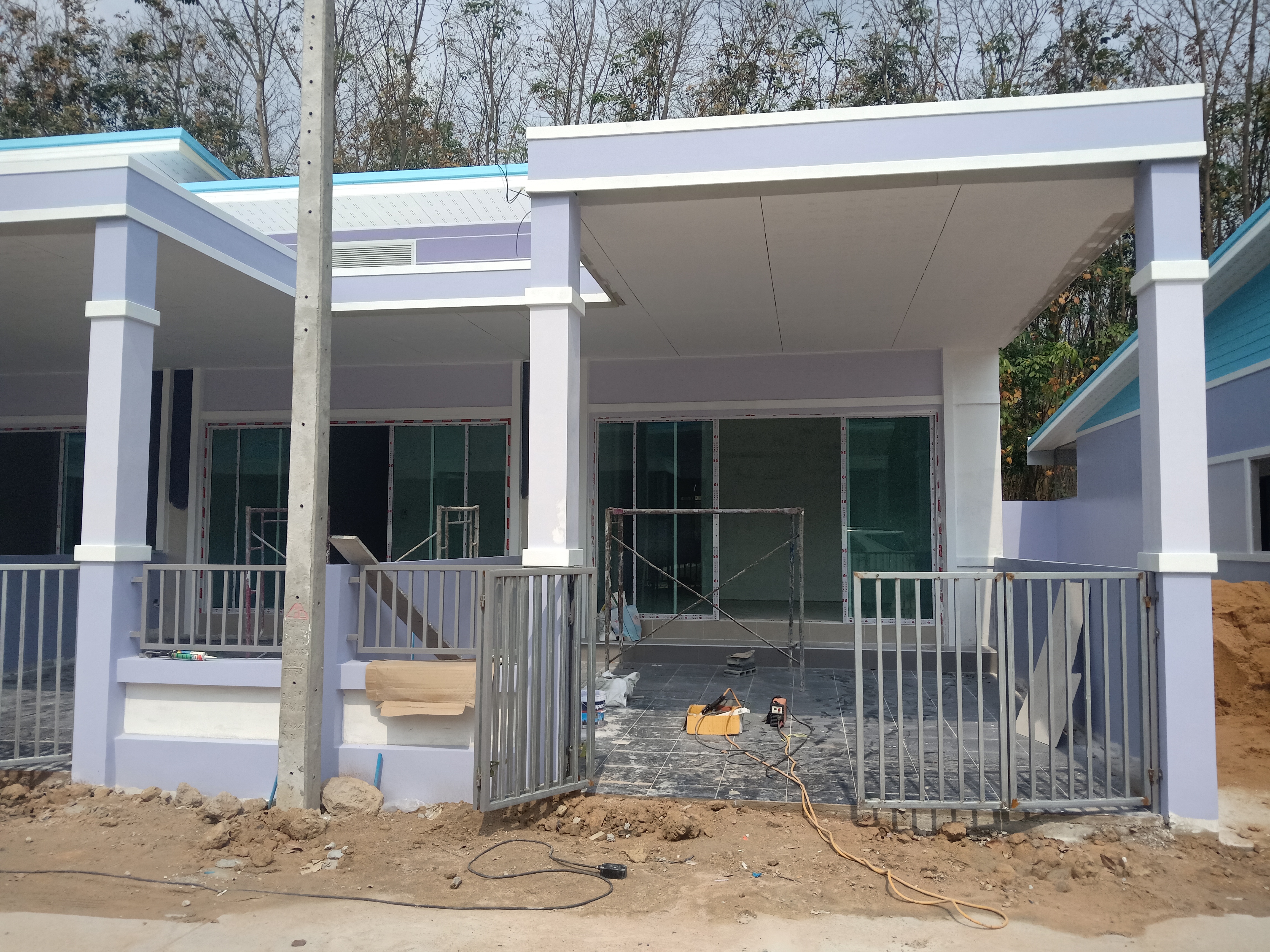 ขาย-บ้านเดียวชั้นเดียว โครงการทรัพย์มณี999 บรรยากาศวิวสวยและสวนยาง ซ.อารี1ต.แม่น้ำคู่อ.ปลวกแดงจ.ระยอง