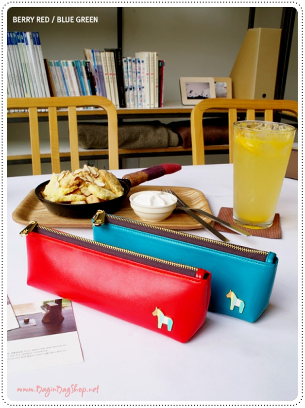 Pony Pencil Case กระเป๋าใส่เครื่องเขียน