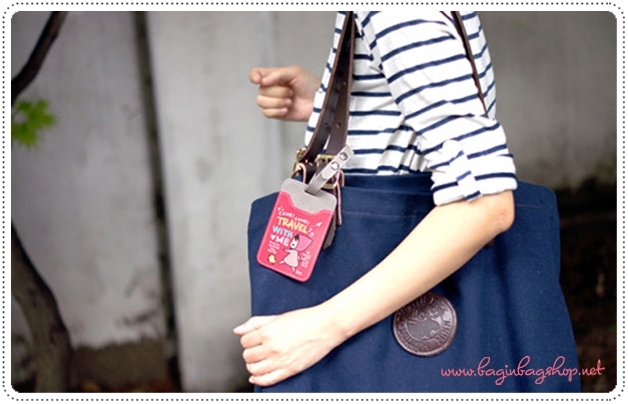 Ponybrown Name Tag ป้ายชื่อหนังห้อยกระกระเป๋า