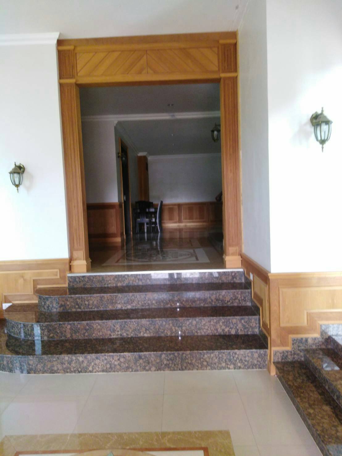 ขาย-บ้านคฤหาสน์หรู สร้างใหม่ไม่เคยอยู่อาศัย พื้นที่4ไร่ อ.เมืองนครปฐม จ.นครปฐม