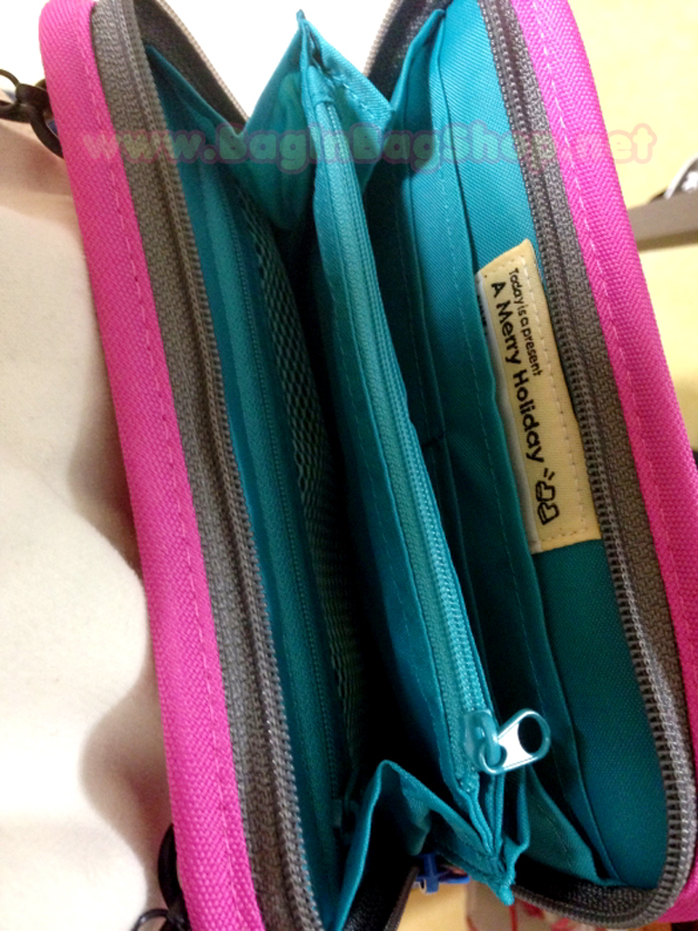 A Merry Holiday Daily Bag