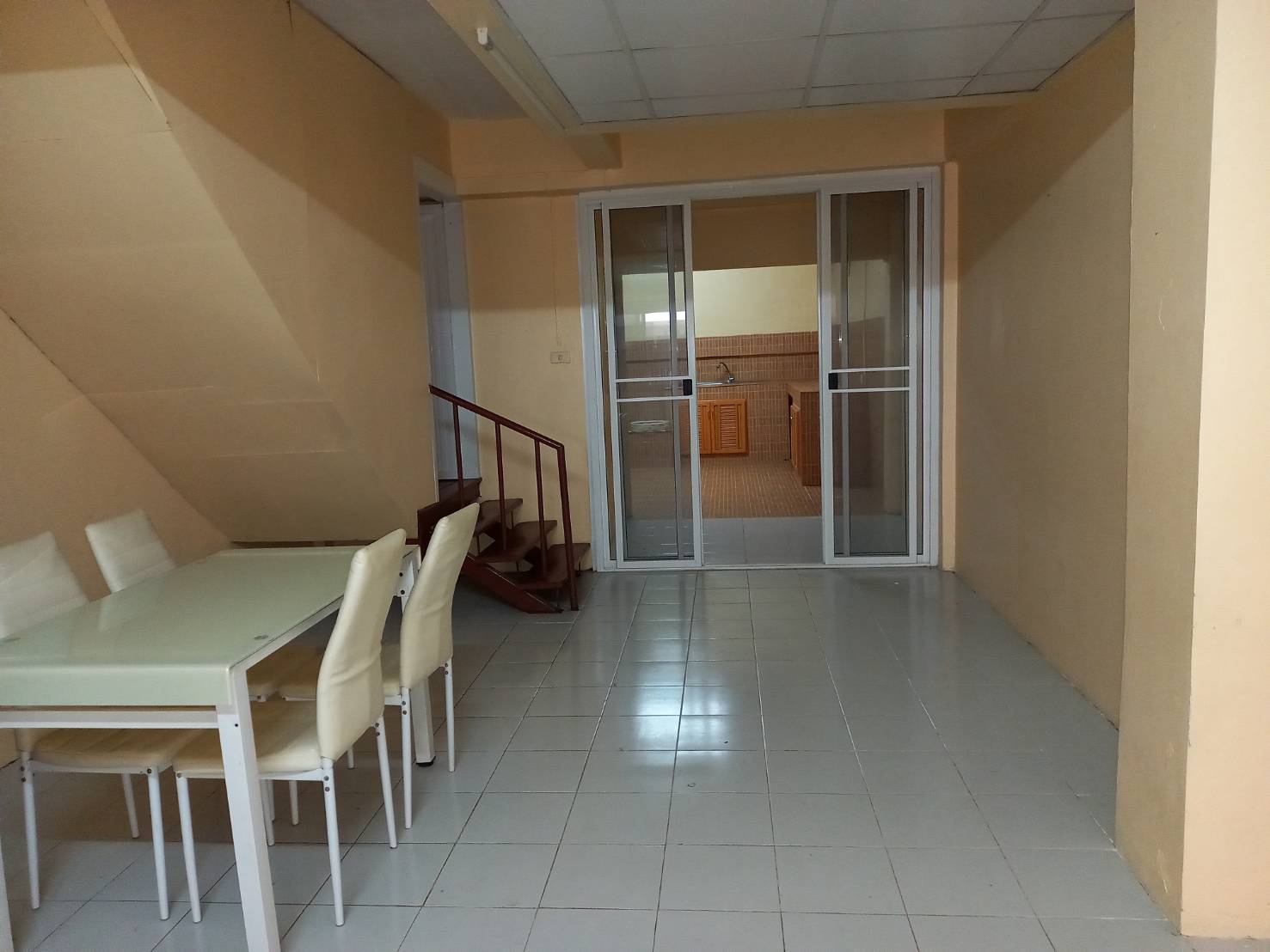 ขายด่วน-บ้านทาวน์เฮ้าส์ 2 ชั้น ม.บัวแก้ว ต.บ้านปทุม อ.สามโคก จ.ปทุมธานี