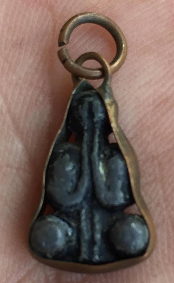 พระปิดตา เนื้อตะกั่วสองหน้า หลวงพ่อเดิม วัดหนองโพธิ์