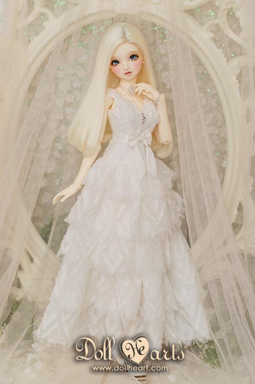 [PRE-ORDER] SD13G June Bride