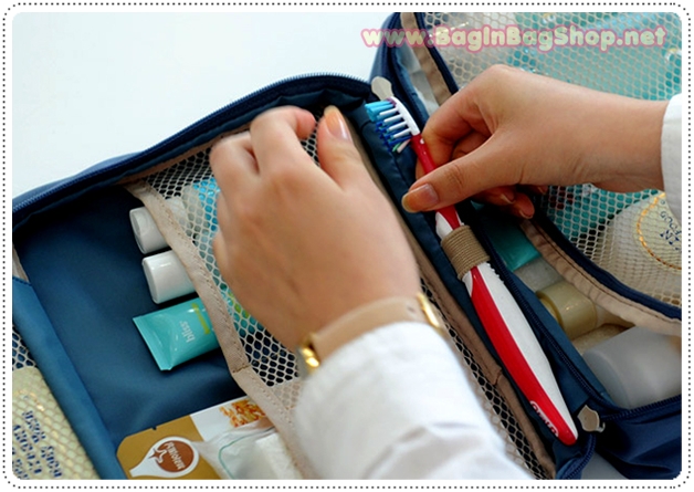 Partition Wash Bag size L