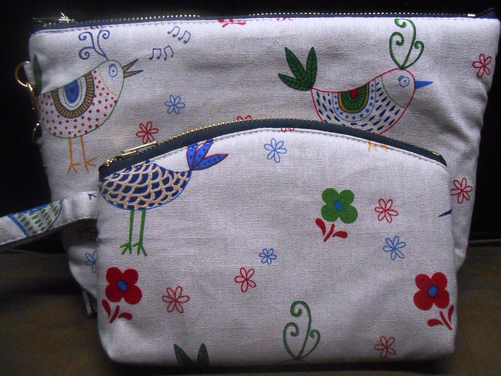 กระเป๋าลายนก