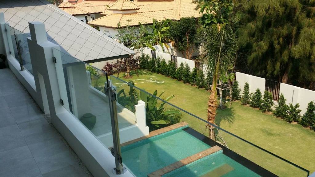 ขาย-บ้านเดี่ยว 2 ชั้น ซอยหัวหิน122ถ.คอนกรีตถึงบ้าน เป็นบ้านสร้างเองไม่มีส่วนกลาง กึ่งคฤหาสใหญ่ อยู่ริมเขา มองเห็นวิวทะเล อ.หัวหิน จ.ประจวบคีรีขันธ์