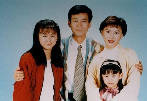 คุณพ่อทีเด็ด 4 แผ่น เจิ้งเส้าชิว เฉินซิวเหวิน