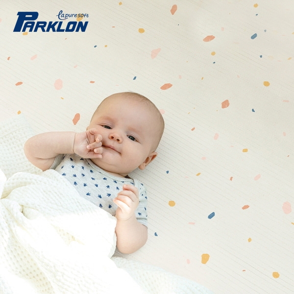 New! แผ่นรองคลาน PARKLON รุ่น La Pure Soft Mat ขนาด 130x190x1.2cm ลาย Jelly Terrazzo
