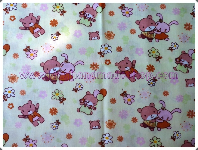 ผ้าคอตตอนสีเหลืองลายการ์ตูน