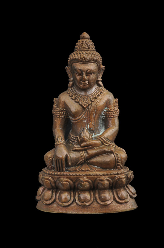 พระกริ่งอวโลพรหมคุณหลวงปู่หงษ์ เนื้อนวะ ก้นเงิน เสก 3 ปี (2 พค.52-30 ตค.54) มวลสารดี พิธี หมายเลข ๑๒๖ สภาพเก็บสะสม ไม่ผ่านการใช้ กล่องเดิมจ้ะ