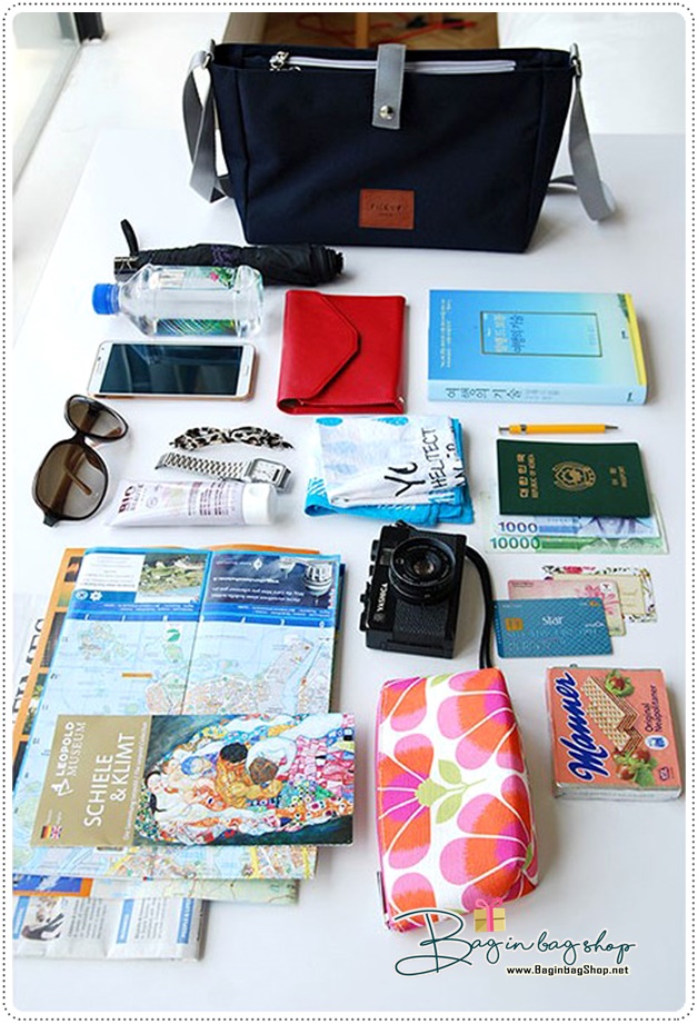 Pick Up Travel Bag