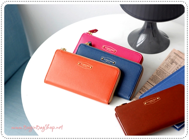 ICONIC Zip Up Wallet