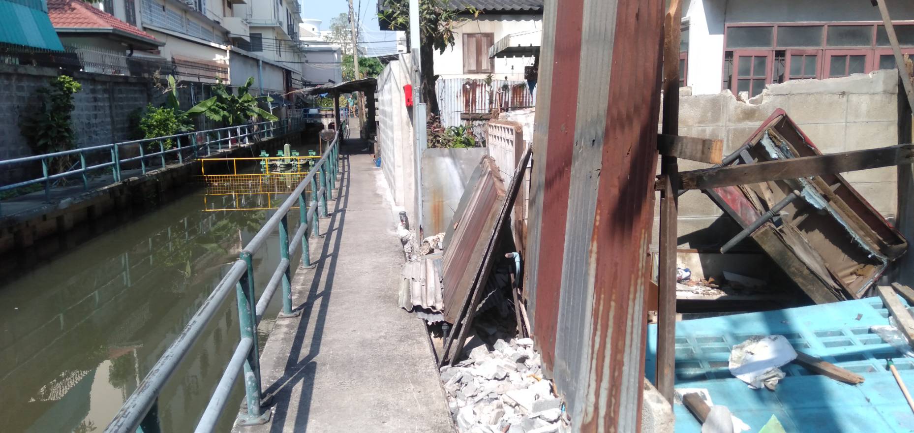 ขาย-ที่ดินเปล่าสวย พื้นที่ 63 ตรว. ข้างหลังร้านหัวปลาช่องนนทรีพระราม 3 ต..ช่องนนทรี อ.พระโขนง จ.กรุงเทพมหานคร(นครเขื่อนขันธ์)