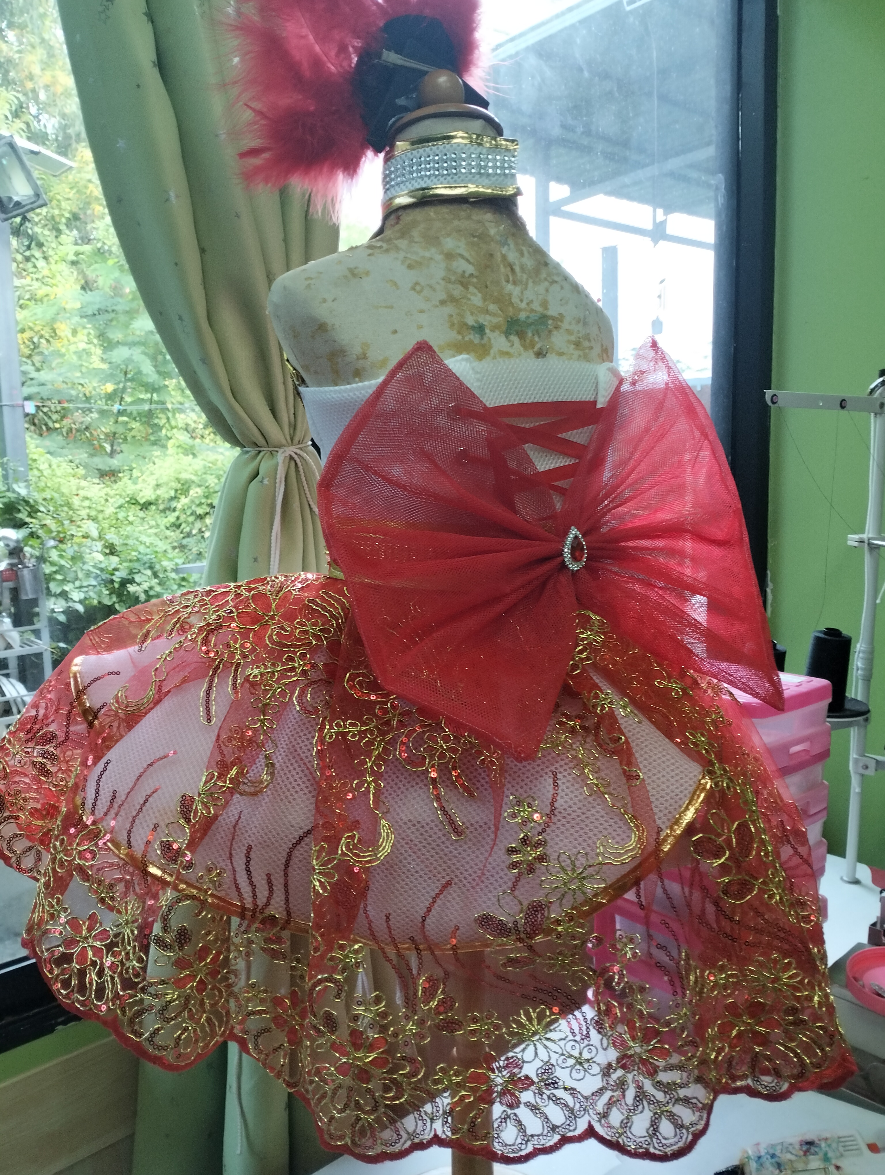 ชุดดรัมเมเยอร์สีแดงอนุบาลและประถม