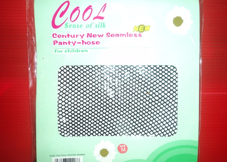 ถุงน่องตาข่ายสีดำTT002-1