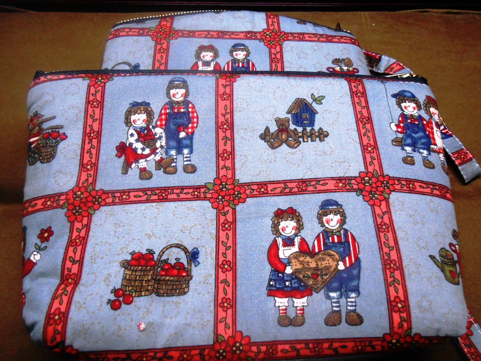 กระเป๋าลายคนคู่