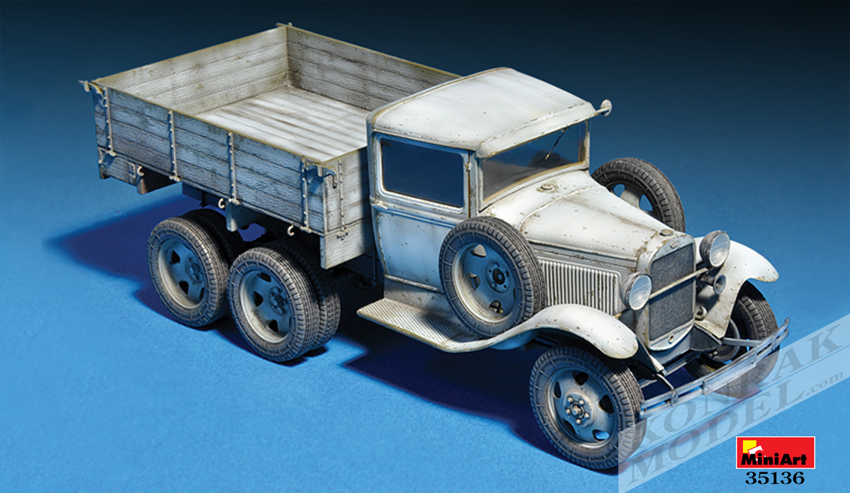 MI35136 GAZ-AAA Mod. 1940. CARGO TRUCK 1/35