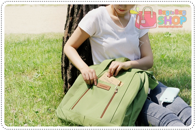 Traveler Shopper Bag