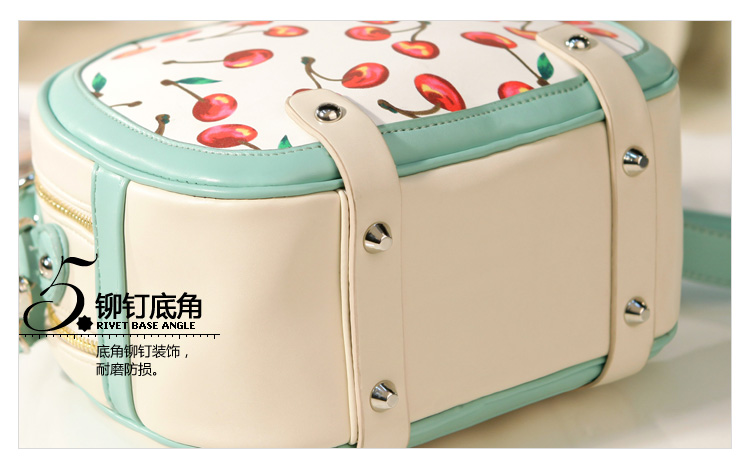 กระเป๋าทรงกลม ถือ / สะพาย